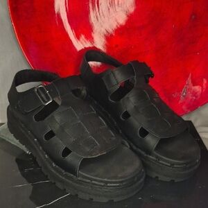 WS4- Women Skechers Black Textured Sole  - sz 9.5